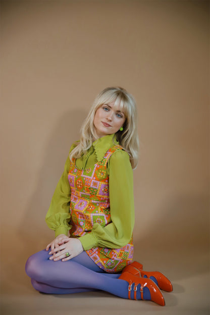Marianne - Flower Tipped Collar Blouse - Lime