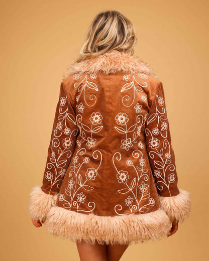 Penny - Embroidered Fur Collar Coat