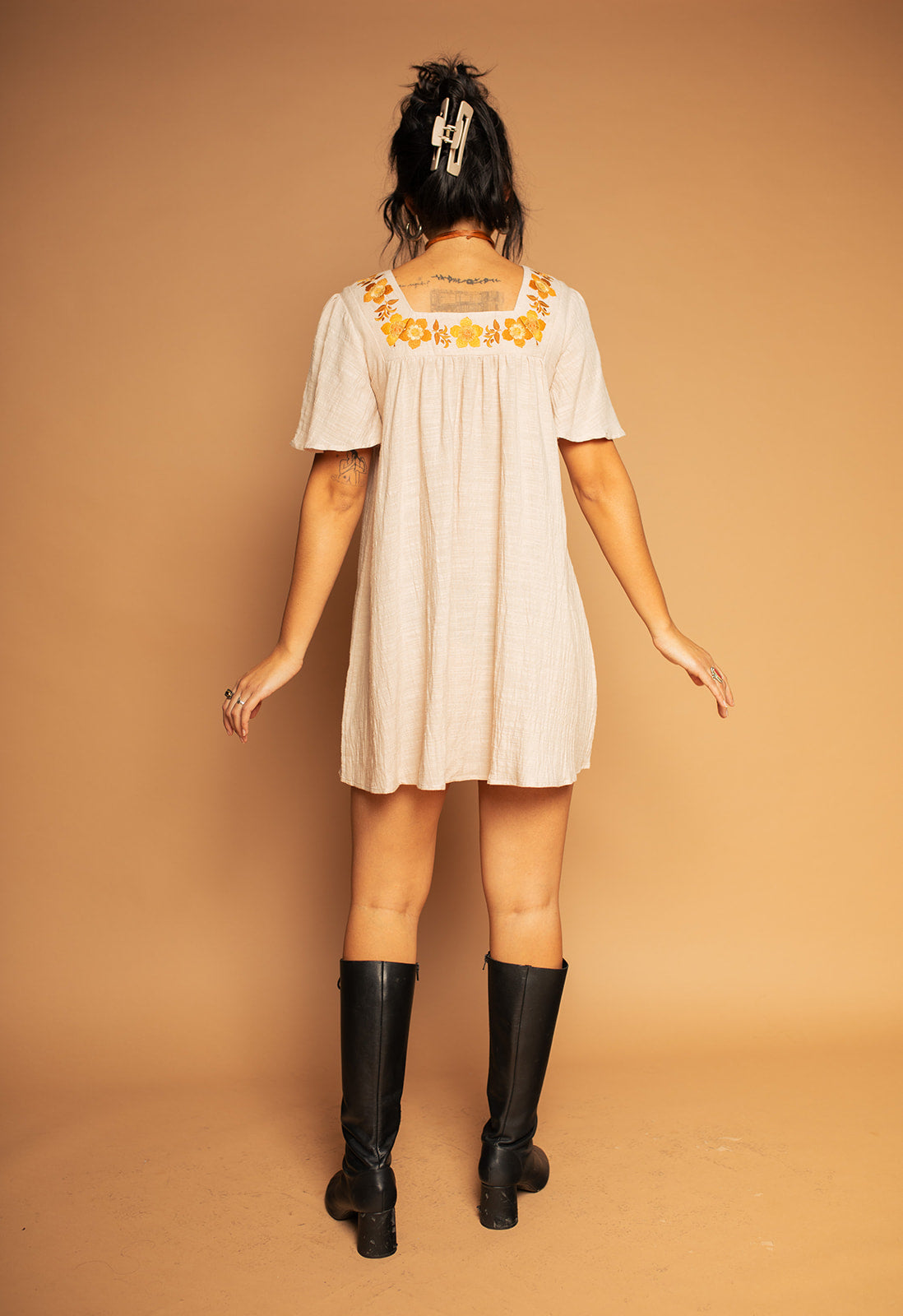 Carmen - Floral Embroidery Tunic Dress